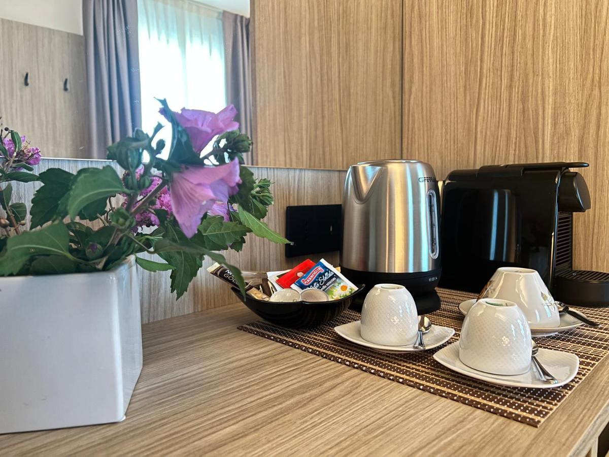 Hotel Gardenia Romano Canavese Exterior foto