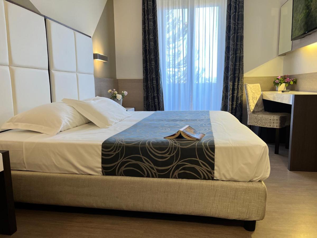 Hotel Gardenia Romano Canavese Exterior foto
