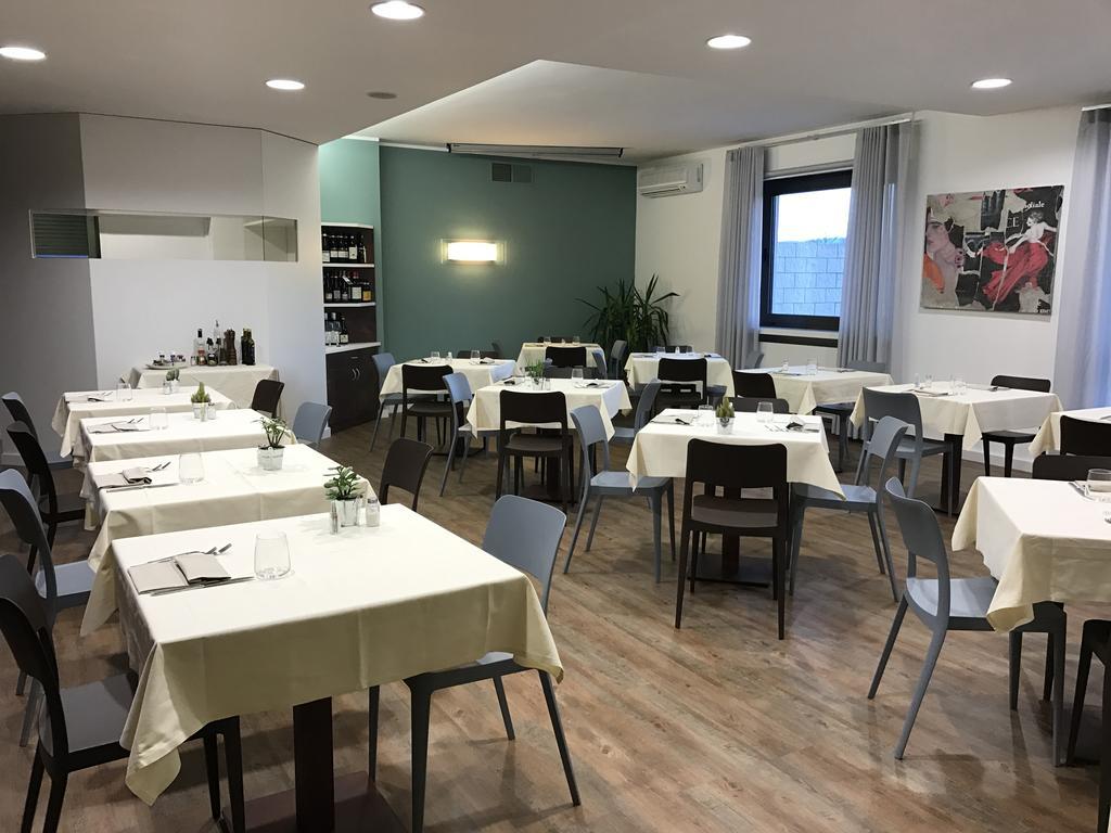 Hotel Gardenia Romano Canavese Exterior foto