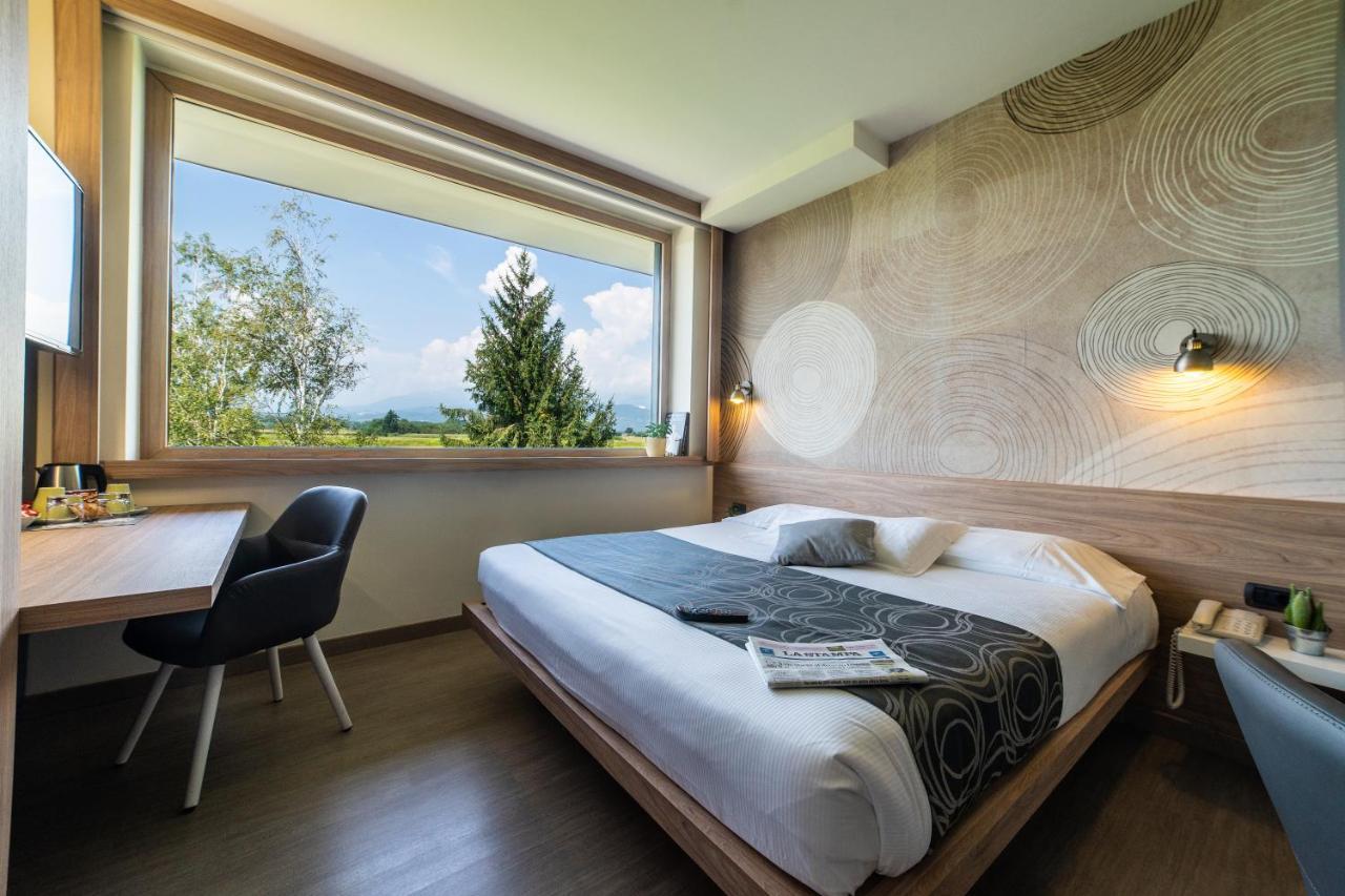 Hotel Gardenia Romano Canavese Exterior foto